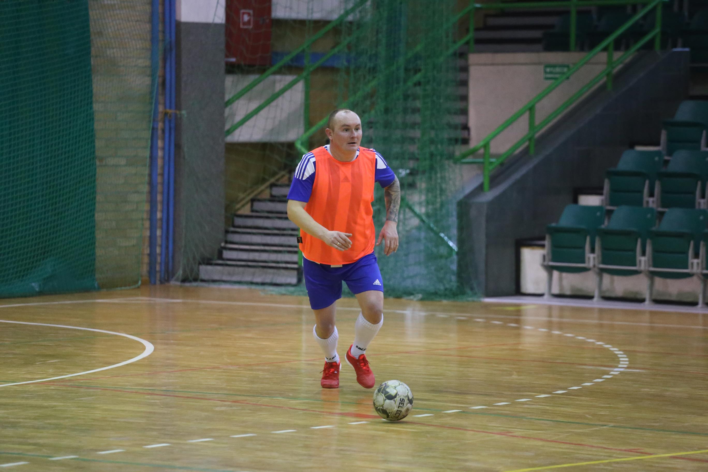 Legnicka Liga Halowa: Fire umocnił się na prowadzeniu