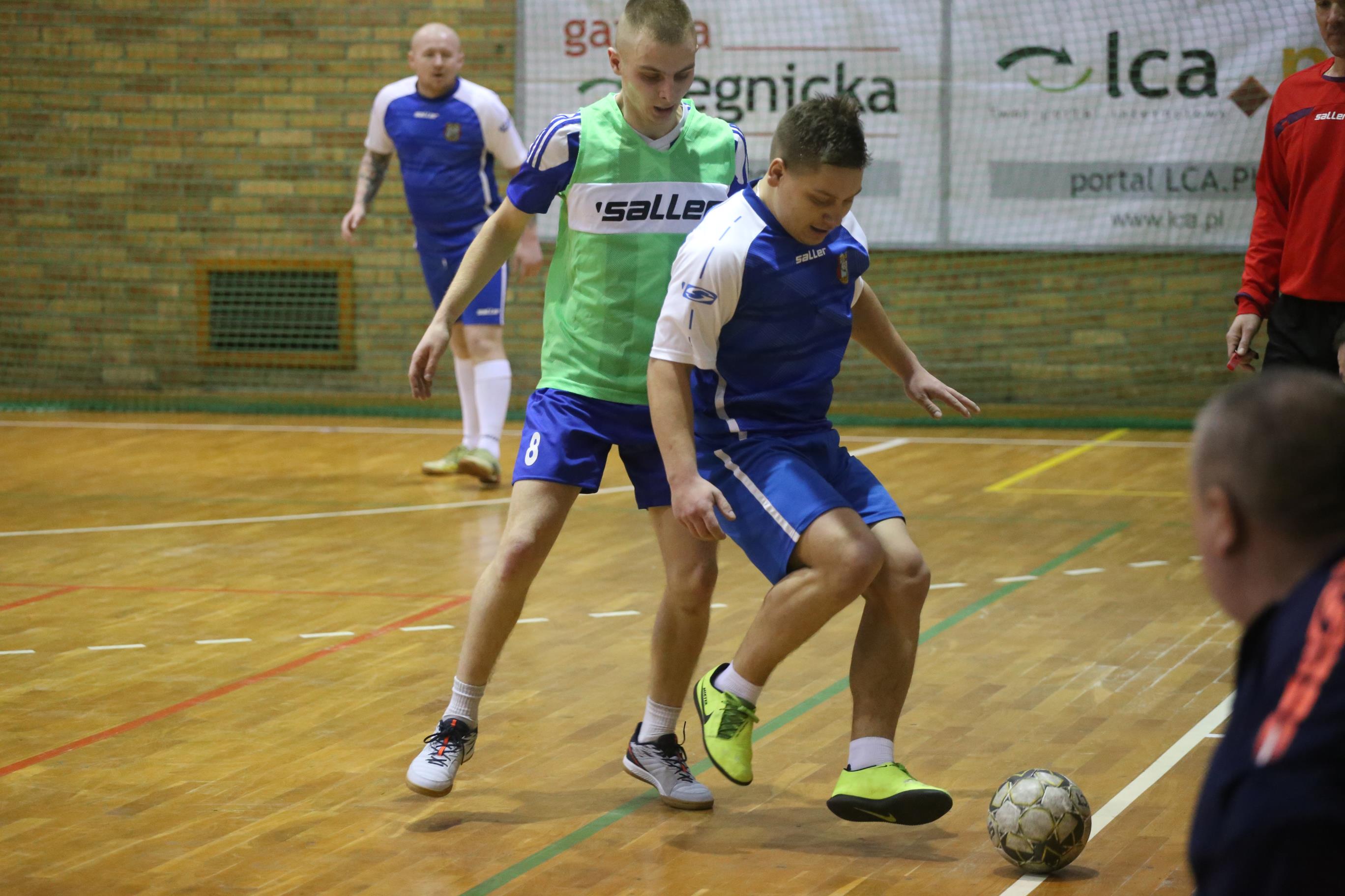 Legnicka Liga Halowa: Fire umocnił się na prowadzeniu