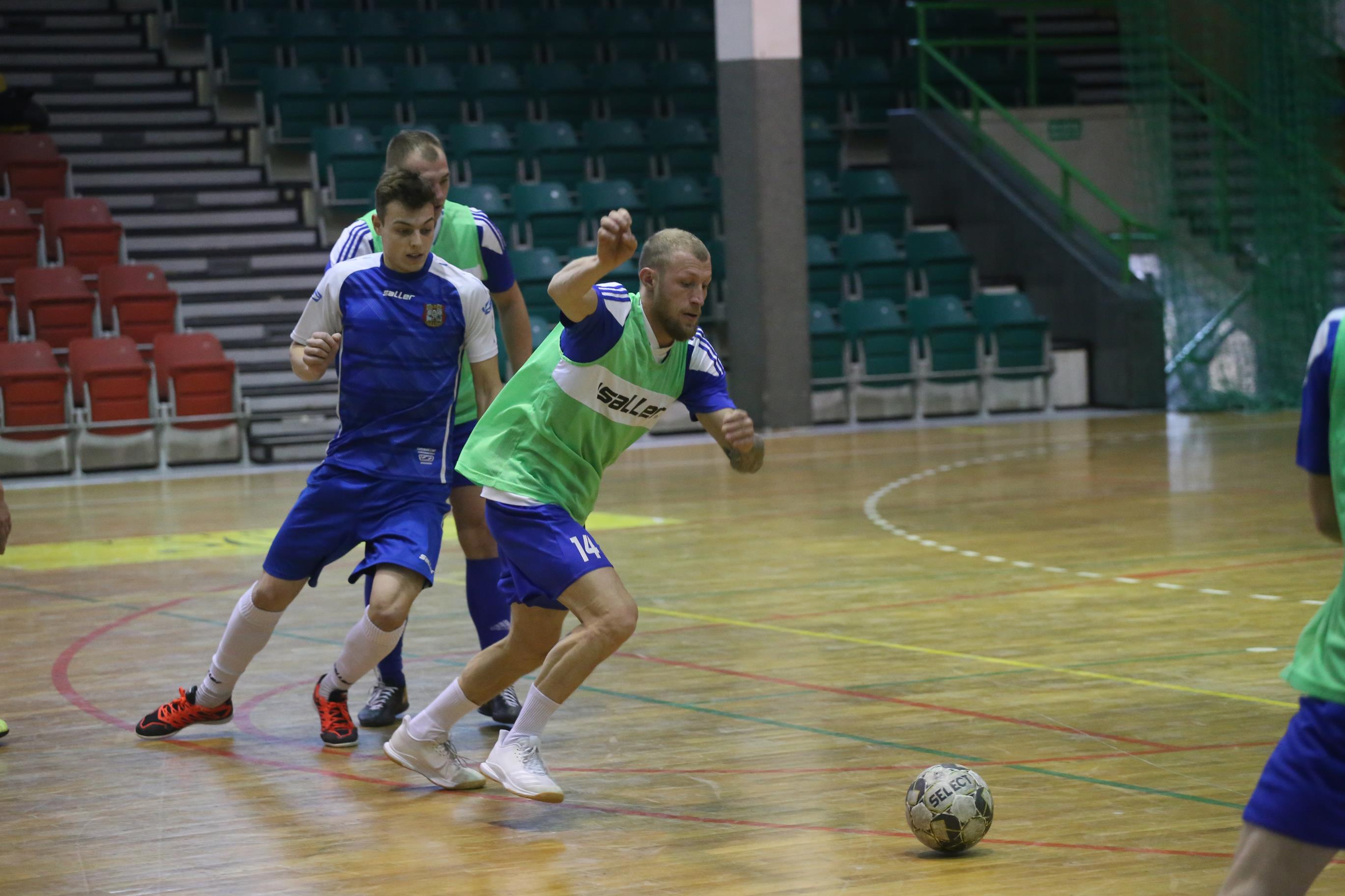 Legnicka Liga Halowa: Fire umocnił się na prowadzeniu
