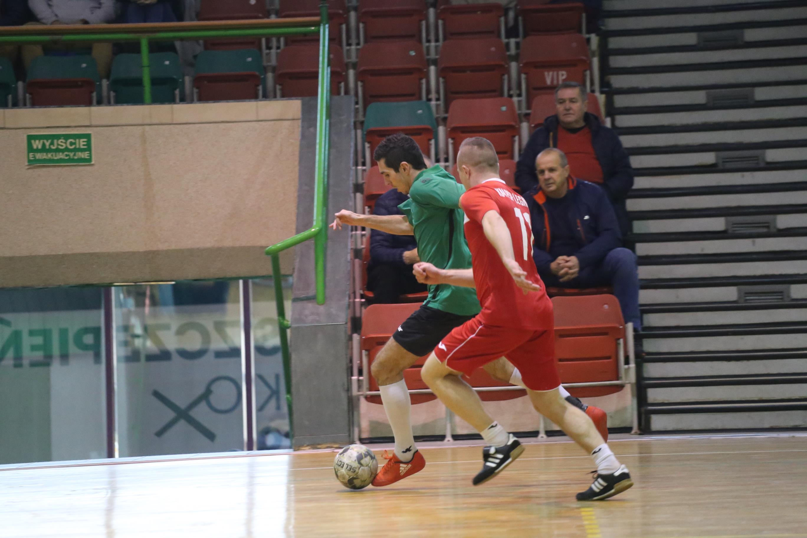 Legnicka Liga Halowa: Fire umocnił się na prowadzeniu