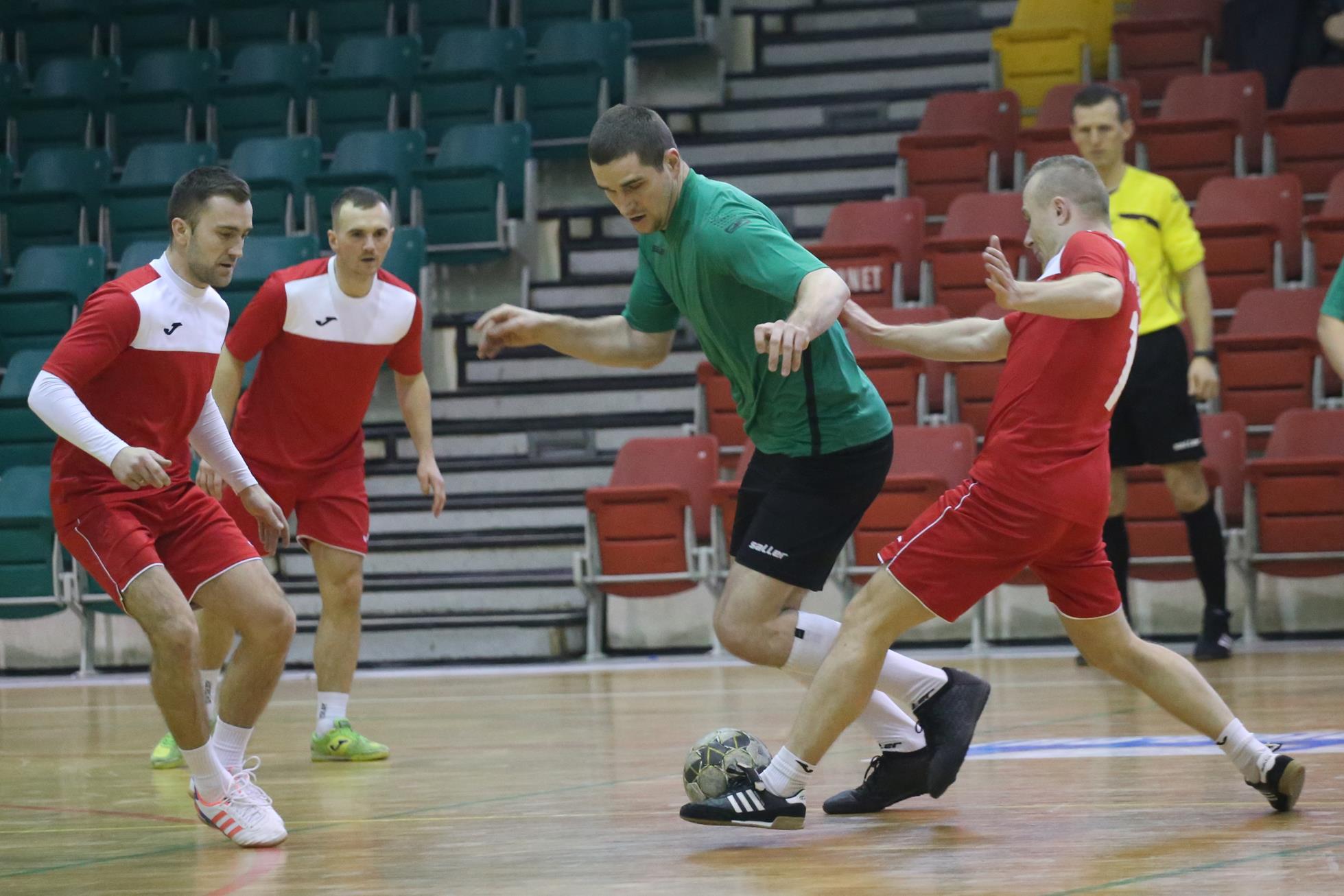 Legnicka Liga Halowa: Fire umocnił się na prowadzeniu