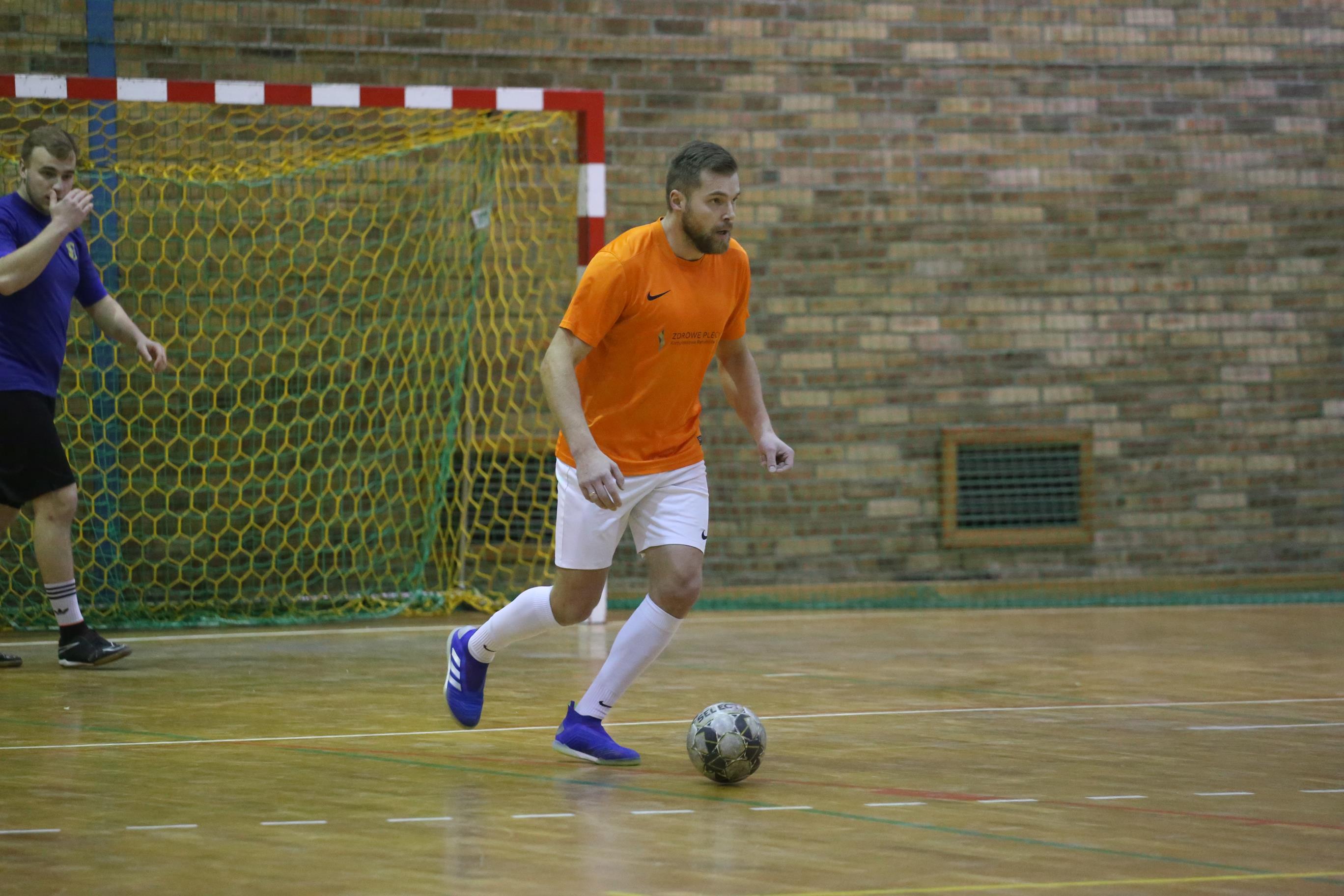 Legnicka Liga Halowa: Fire umocnił się na prowadzeniu