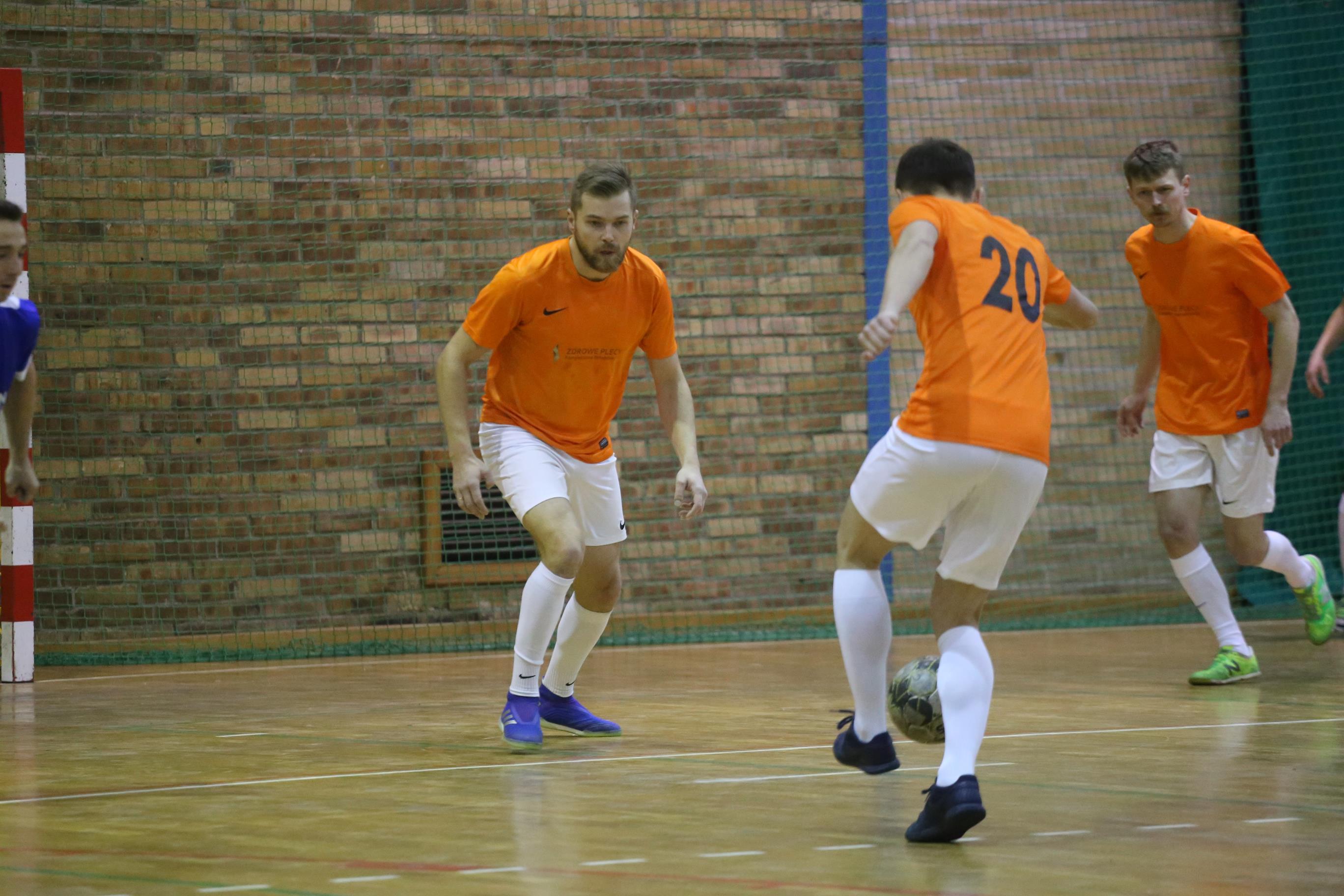 Legnicka Liga Halowa: Fire umocnił się na prowadzeniu
