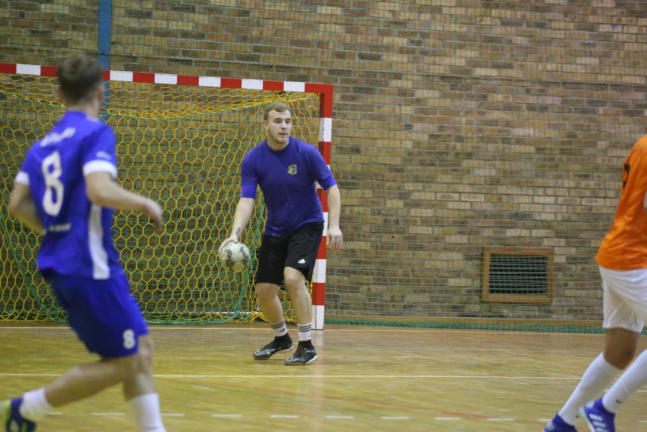 Legnicka Liga Halowa: Fire umocnił się na prowadzeniu