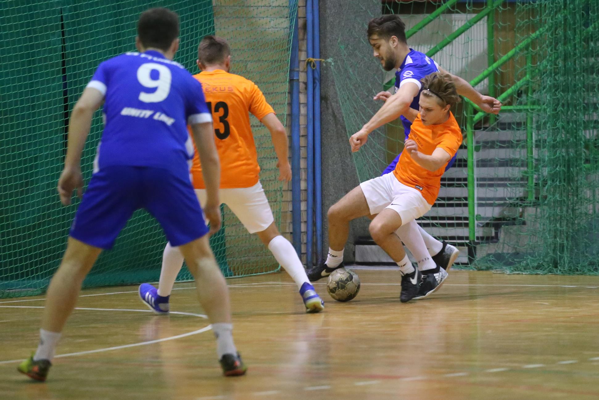 Legnicka Liga Halowa: Fire umocnił się na prowadzeniu
