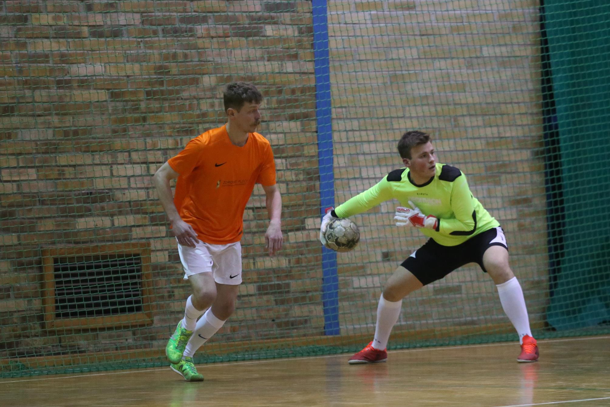 Legnicka Liga Halowa: Fire umocnił się na prowadzeniu