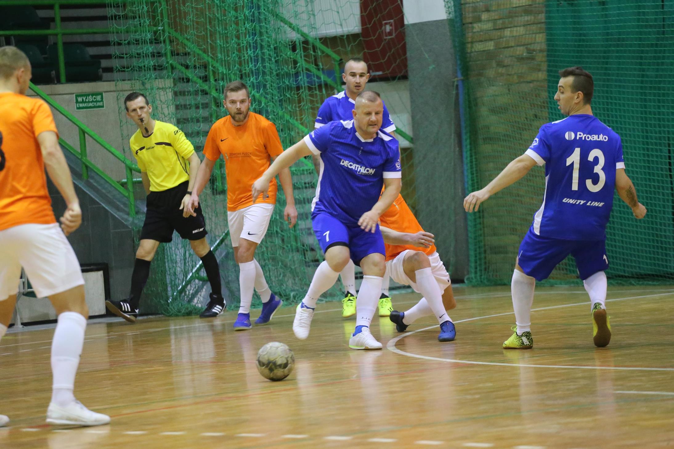 Legnicka Liga Halowa: Fire umocnił się na prowadzeniu