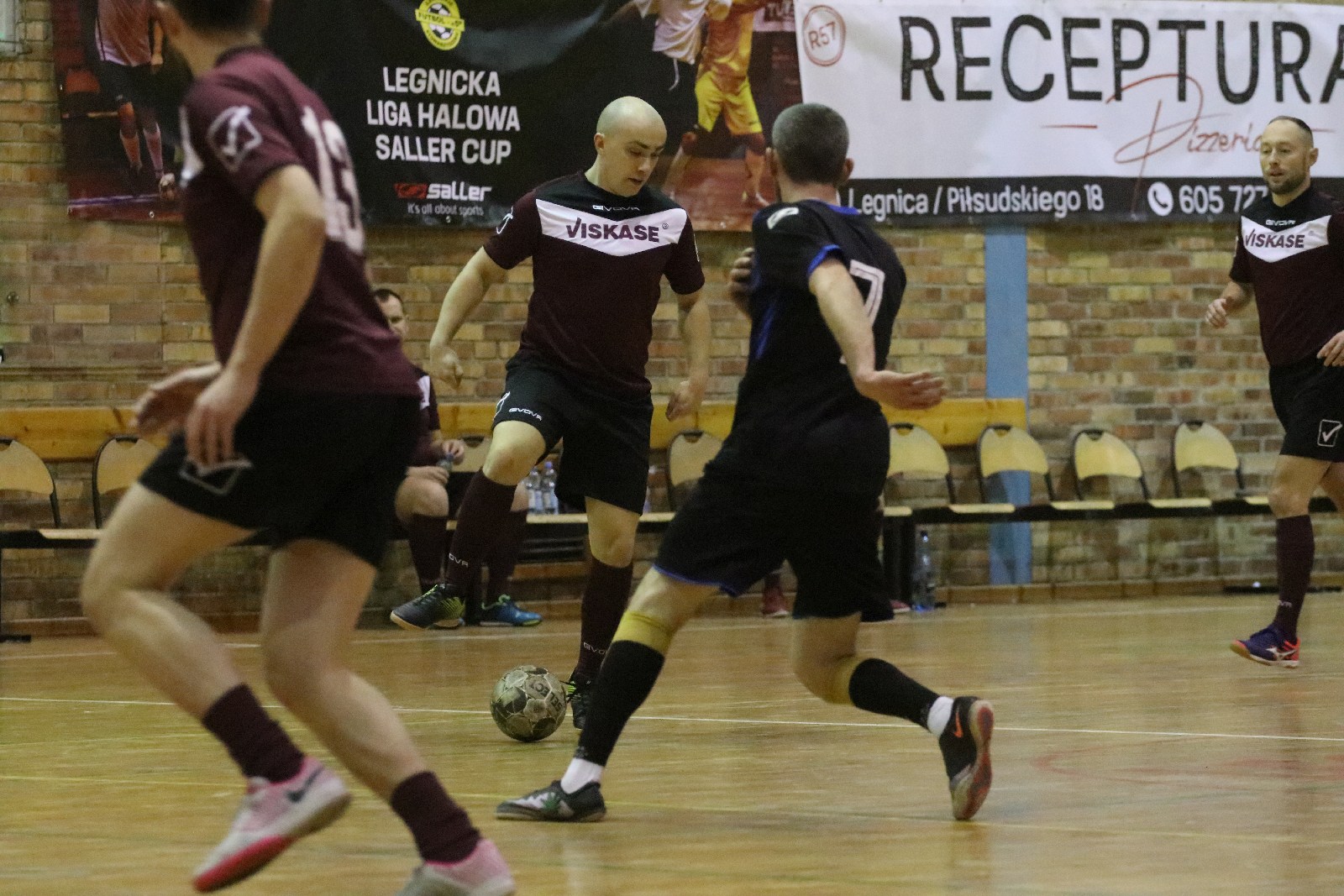 Legnicka Liga Halowa: Fire umocnił się na prowadzeniu