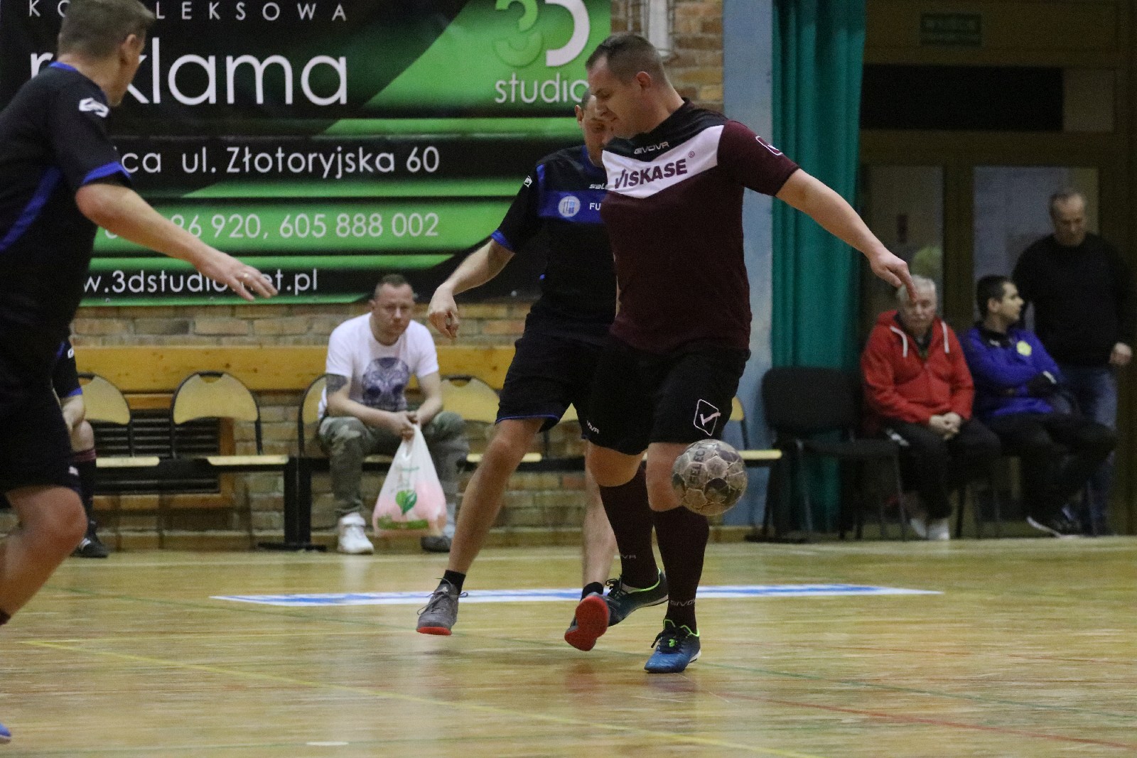 Legnicka Liga Halowa: Fire umocnił się na prowadzeniu