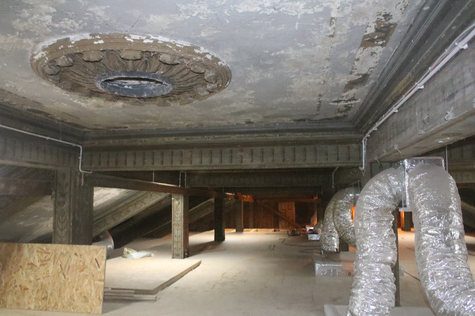 Zobacz jak Teatr Letni zmienia się w Centrum Witelona