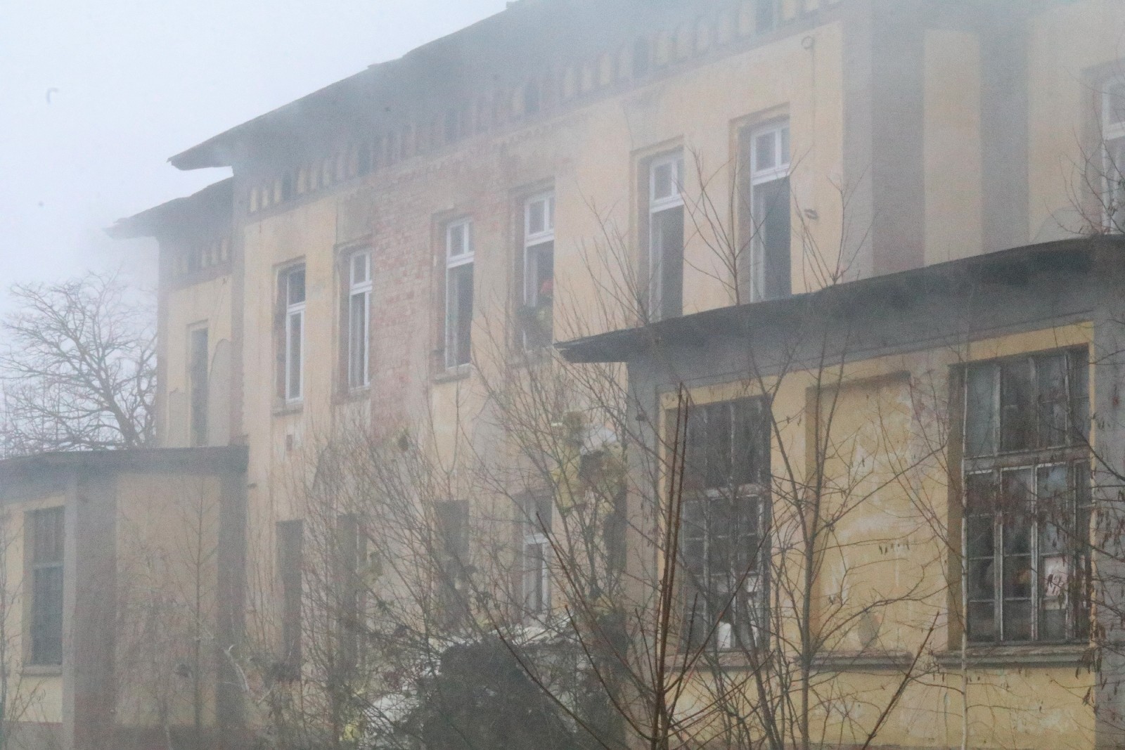 Pożar pustostanu przy ulicy Lindego                        
