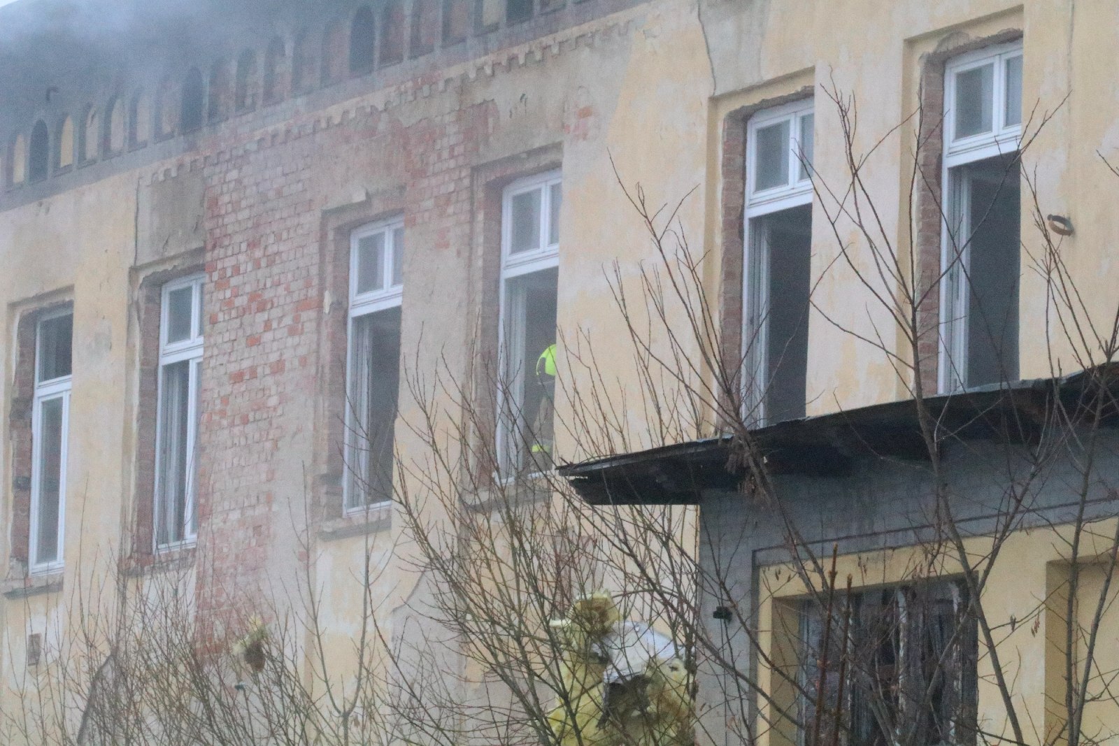 Pożar pustostanu przy ulicy Lindego                        
