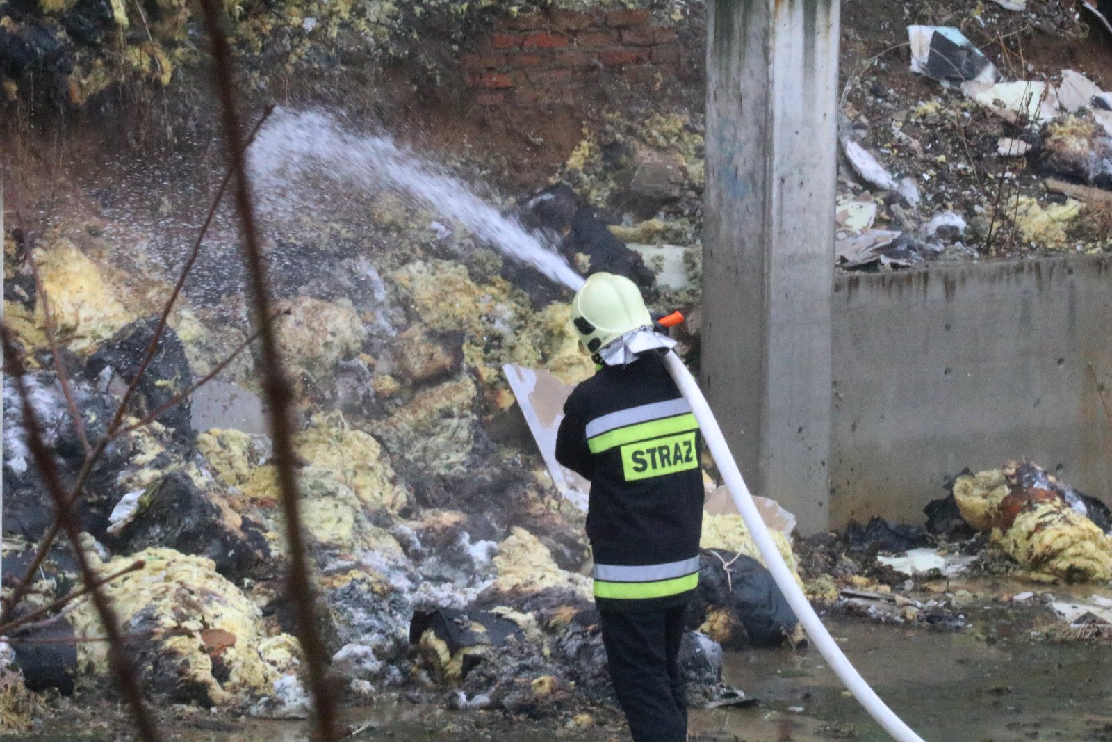 Pożar pustostanu przy ulicy Lindego                        
