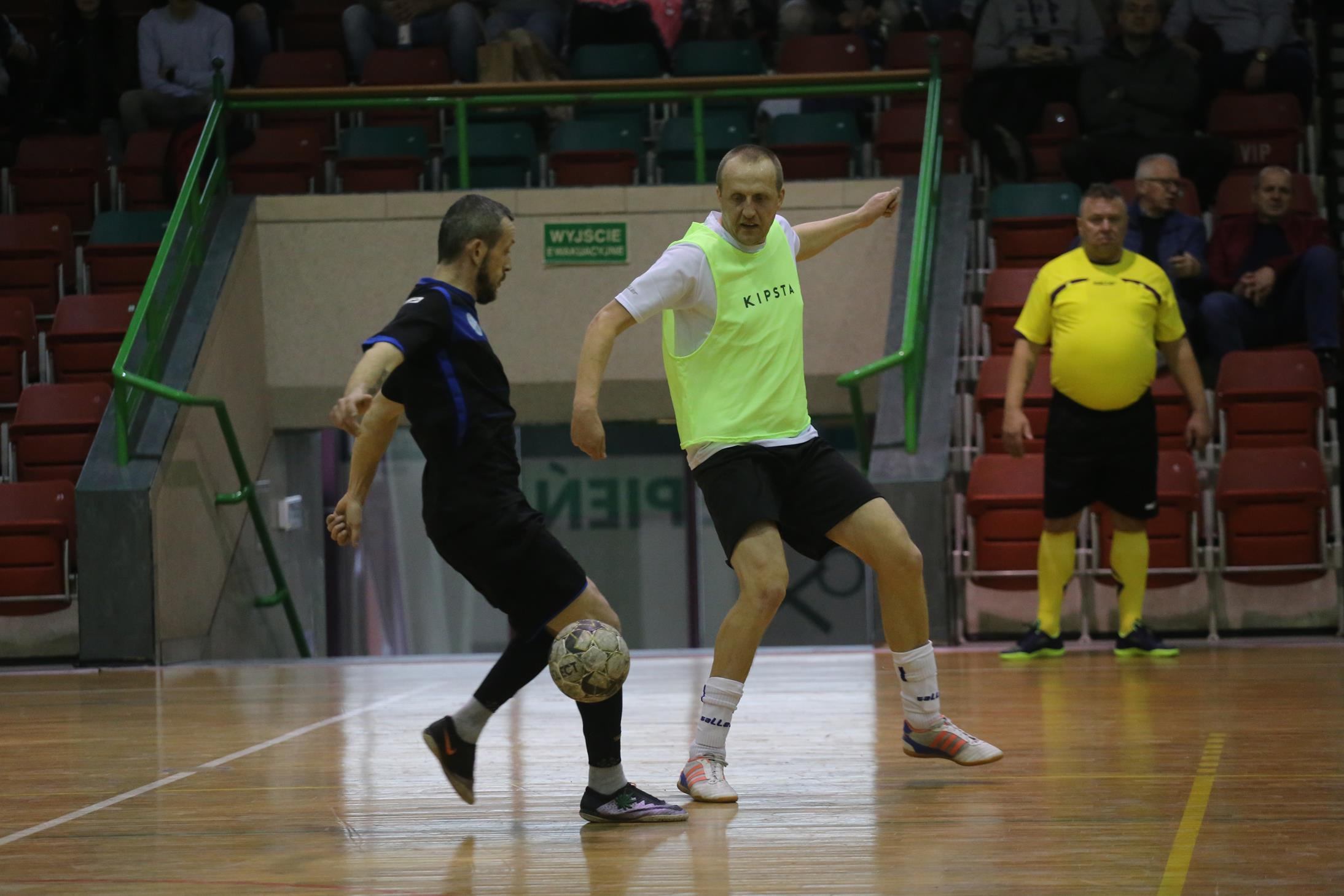 Legnicka Liga Halowa: Łobodziński i spółka pokonali mistrza