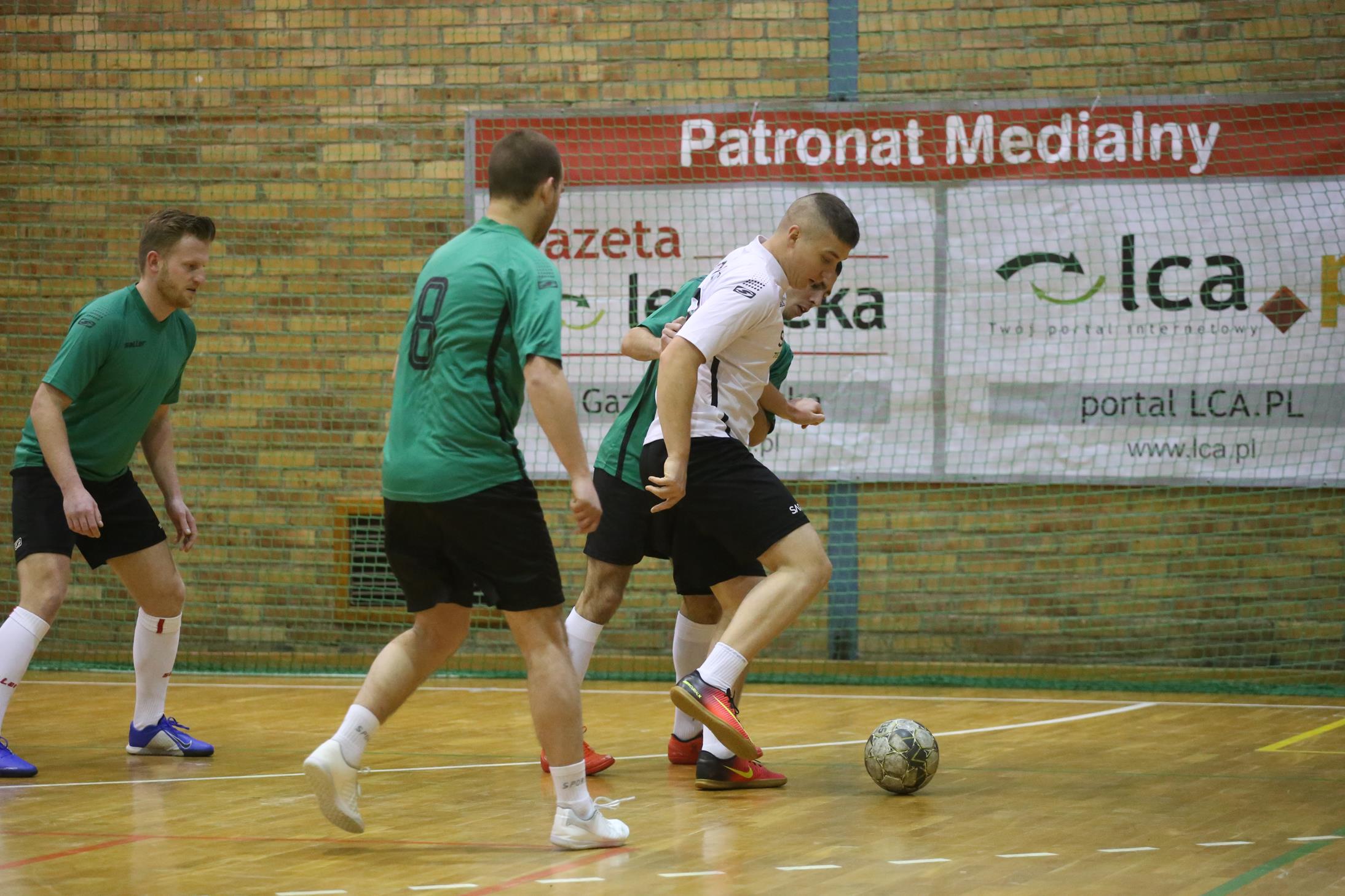 Legnicka Liga Halowa: Łobodziński i spółka pokonali mistrza