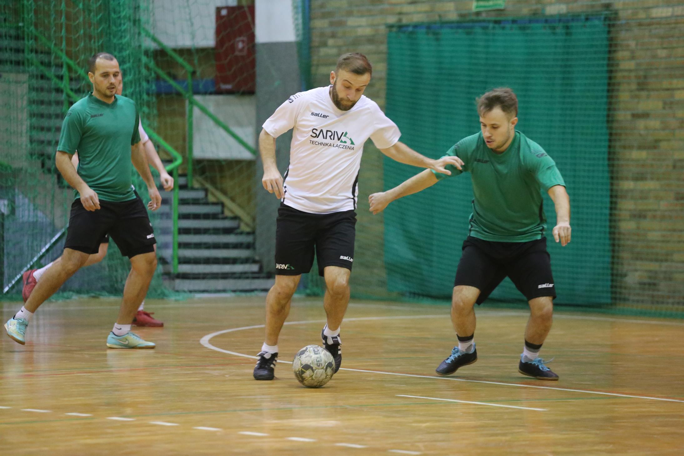 Legnicka Liga Halowa: Łobodziński i spółka pokonali mistrza