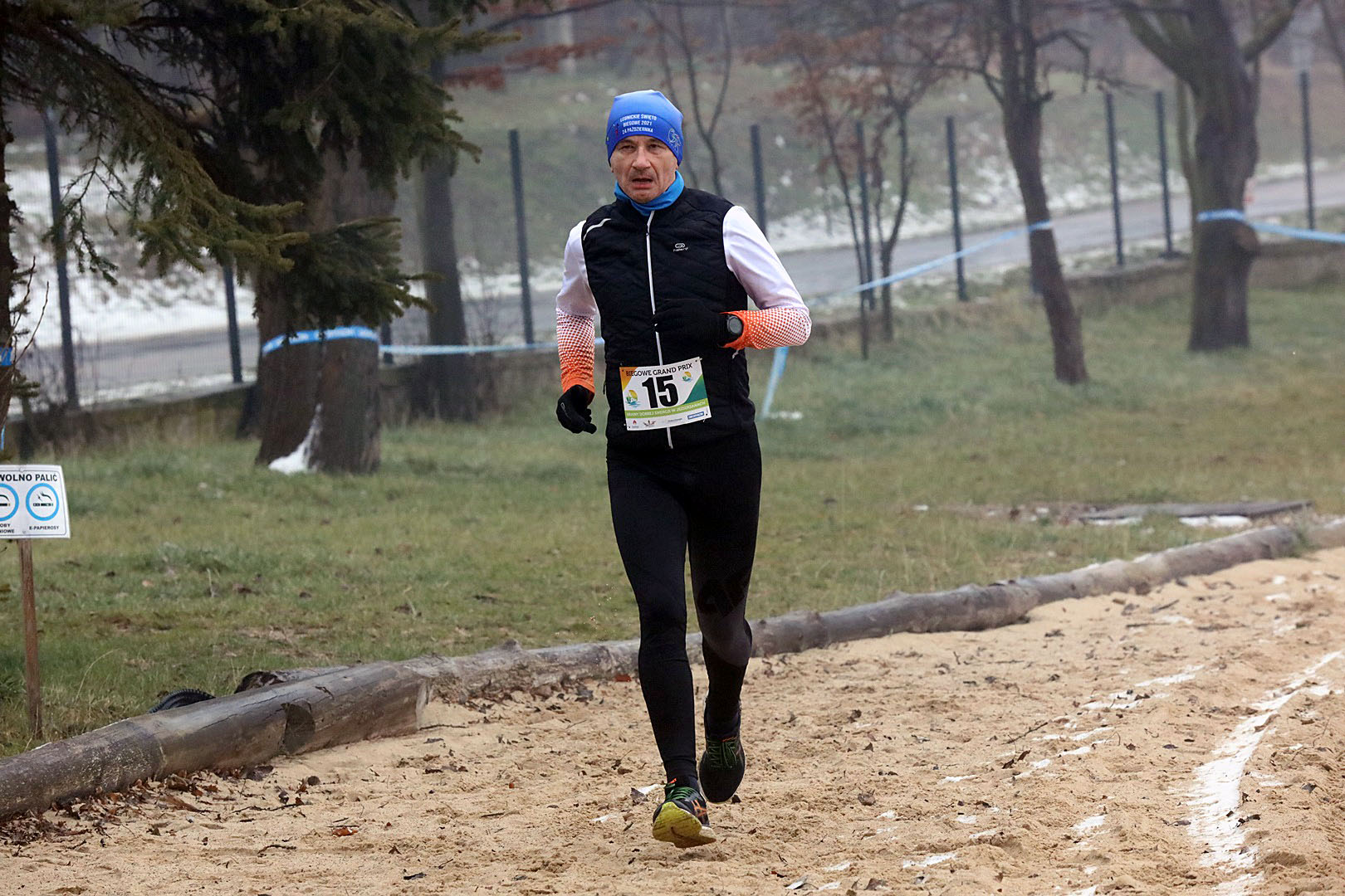 W Krainie Dobrej Energii biegali i morsowali dla Cyprianka