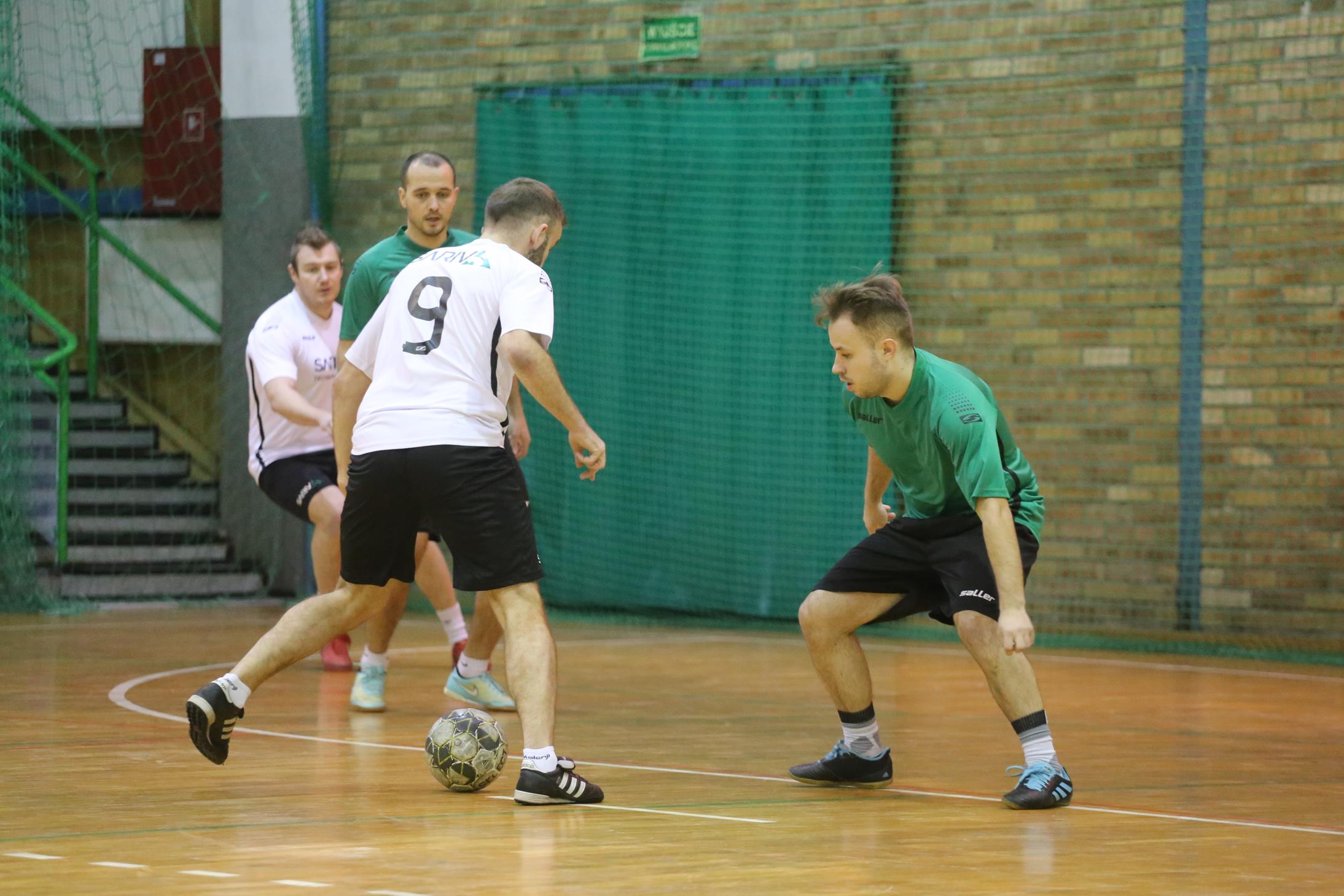 Legnicka Liga Halowa: Łobodziński i spółka pokonali mistrza