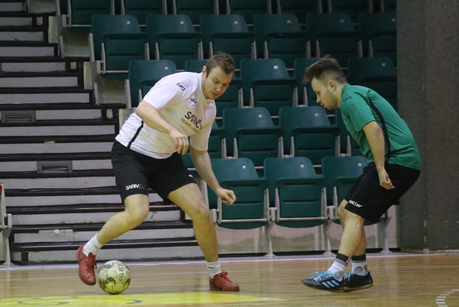 Legnicka Liga Halowa: Łobodziński i spółka pokonali mistrza