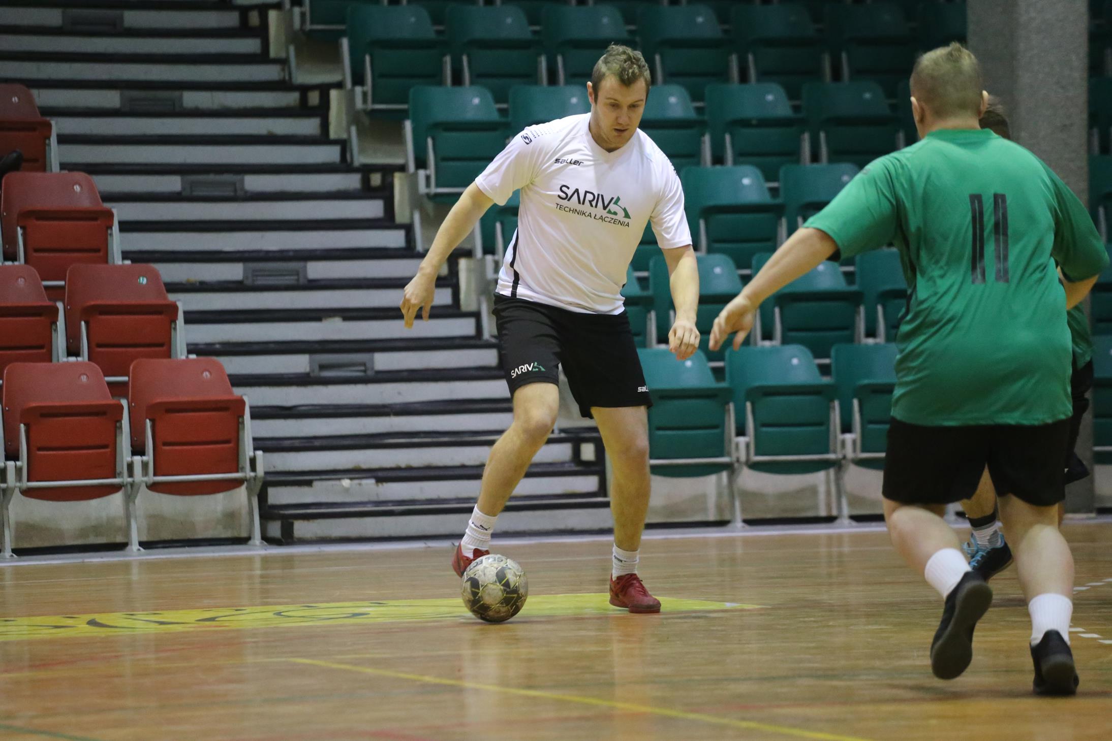Legnicka Liga Halowa: Łobodziński i spółka pokonali mistrza