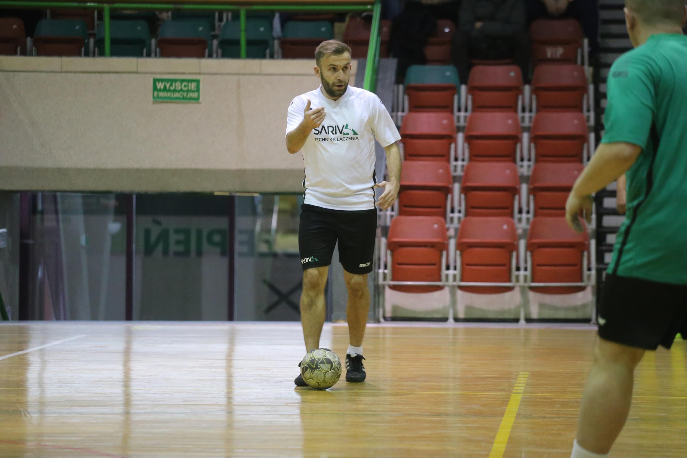 Legnicka Liga Halowa: Łobodziński i spółka pokonali mistrza