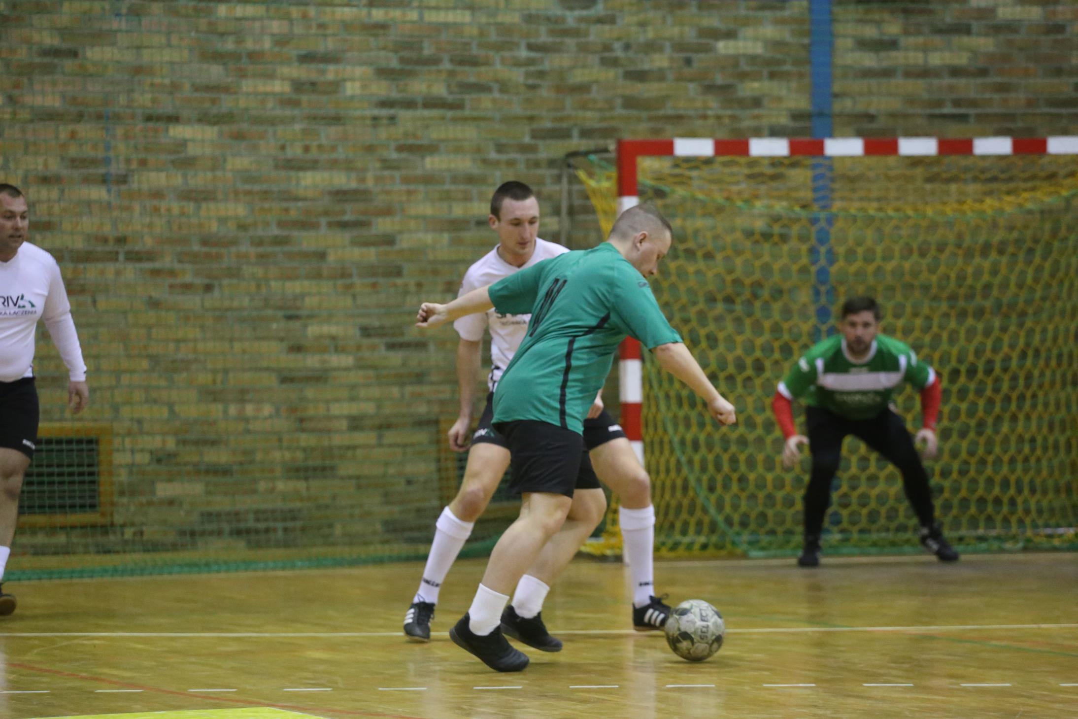 Legnicka Liga Halowa: Łobodziński i spółka pokonali mistrza