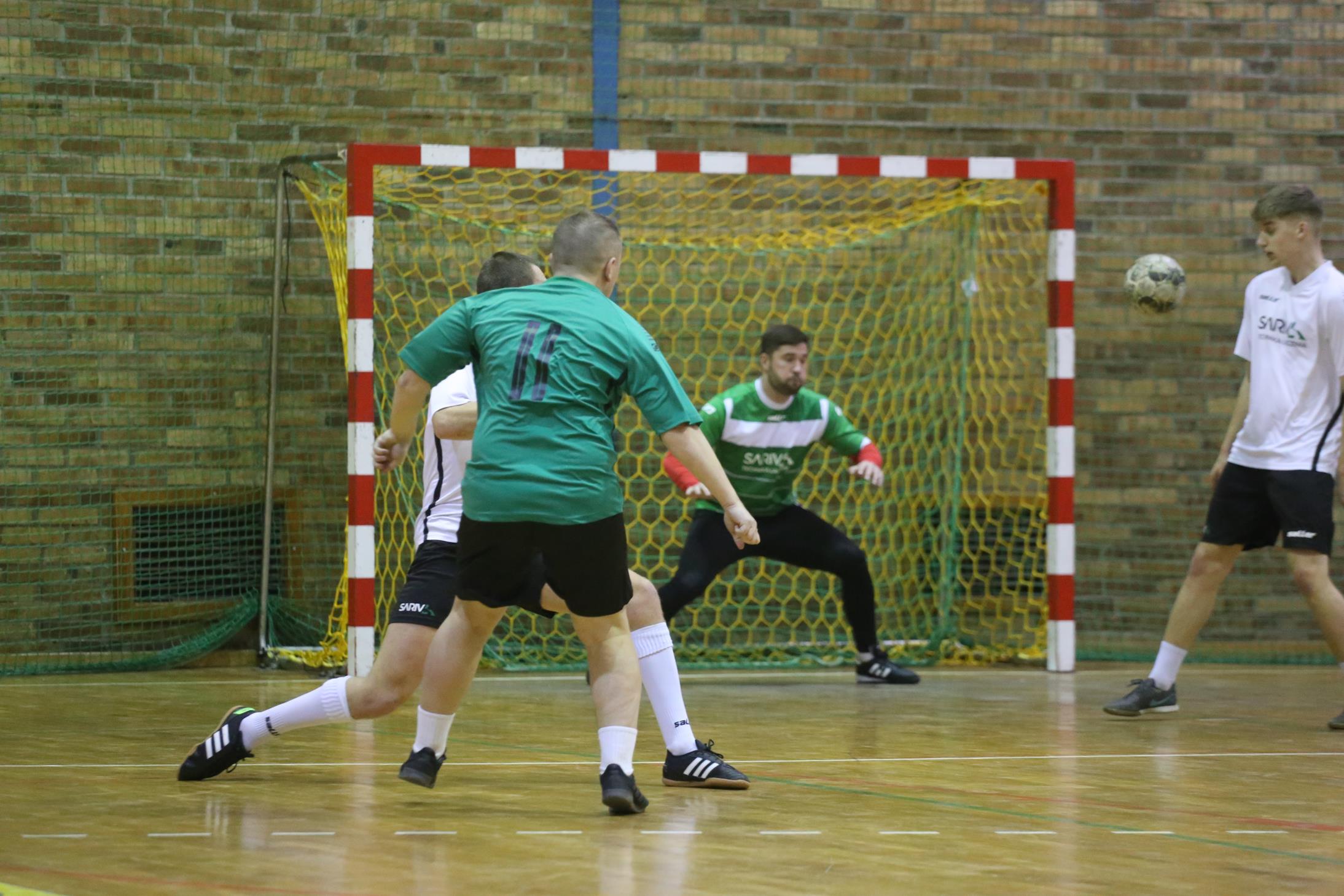 Legnicka Liga Halowa: Łobodziński i spółka pokonali mistrza