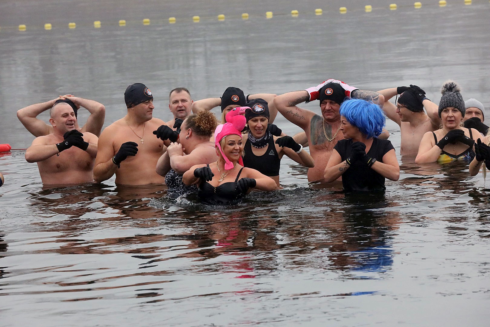 W Krainie Dobrej Energii biegali i morsowali dla Cyprianka