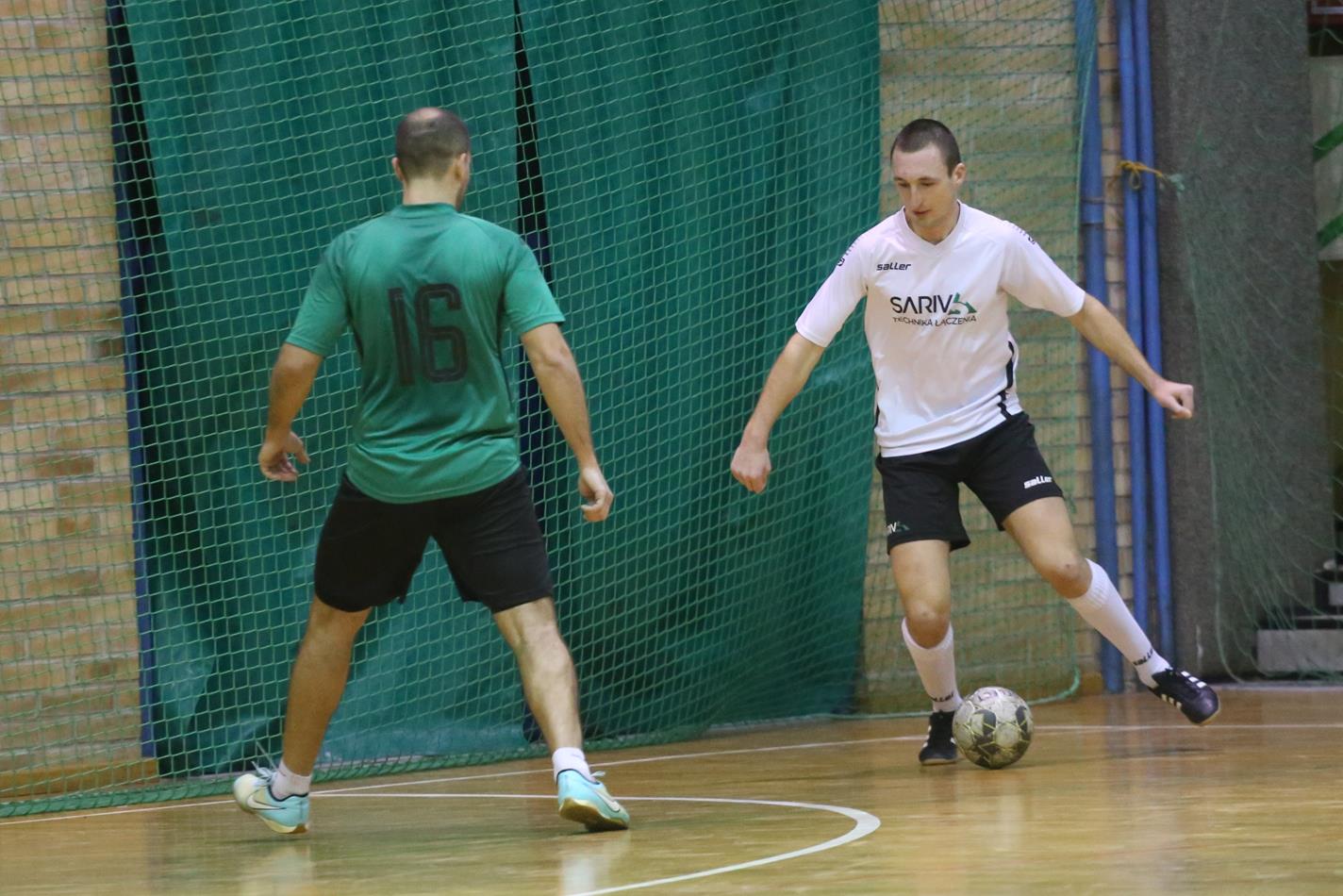 Legnicka Liga Halowa: Łobodziński i spółka pokonali mistrza