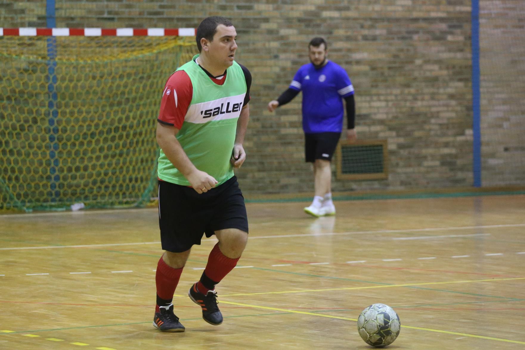 Legnicka Liga Halowa: Łobodziński i spółka pokonali mistrza