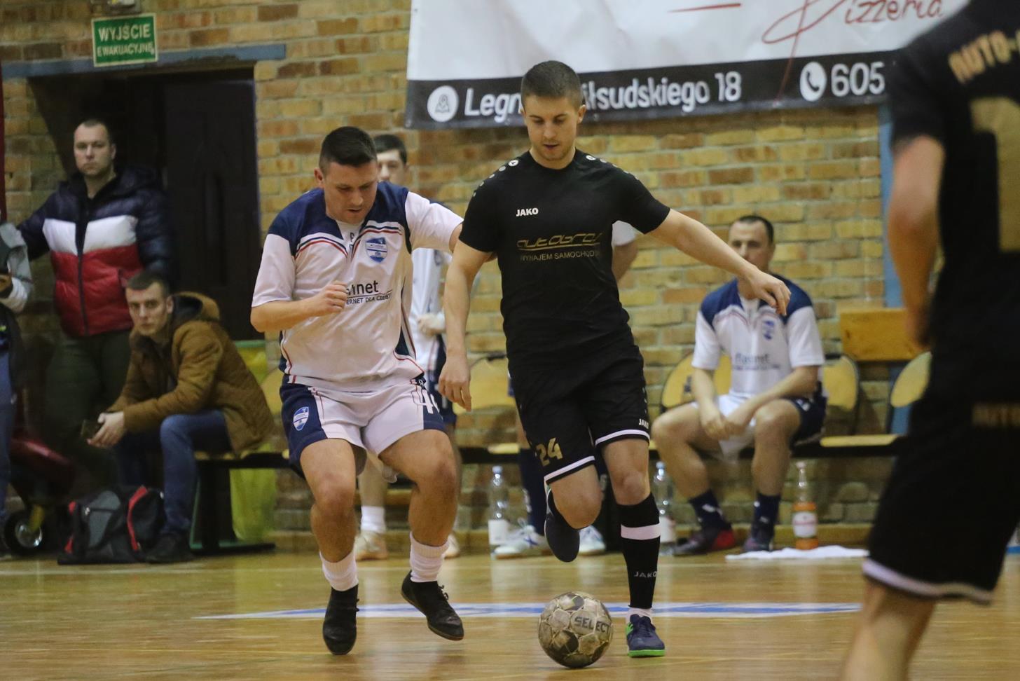 Legnicka Liga Halowa: Łobodziński i spółka pokonali mistrza