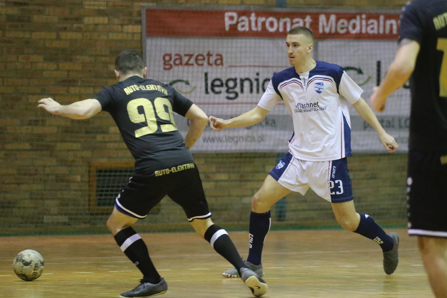Legnicka Liga Halowa: Łobodziński i spółka pokonali mistrza