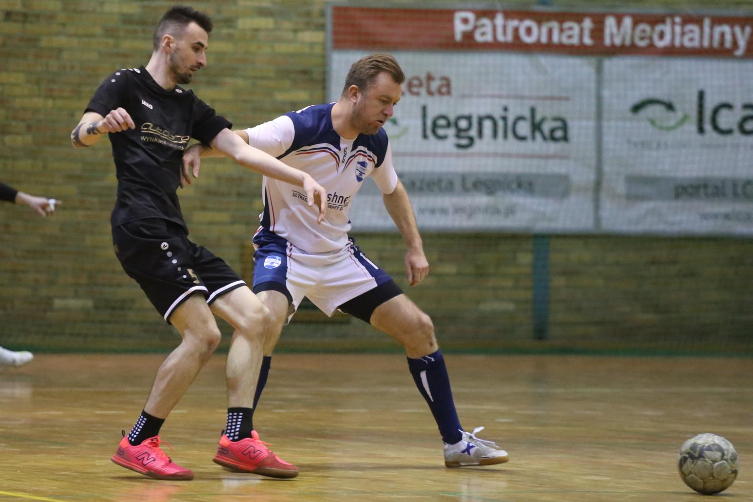 Legnicka Liga Halowa: Łobodziński i spółka pokonali mistrza