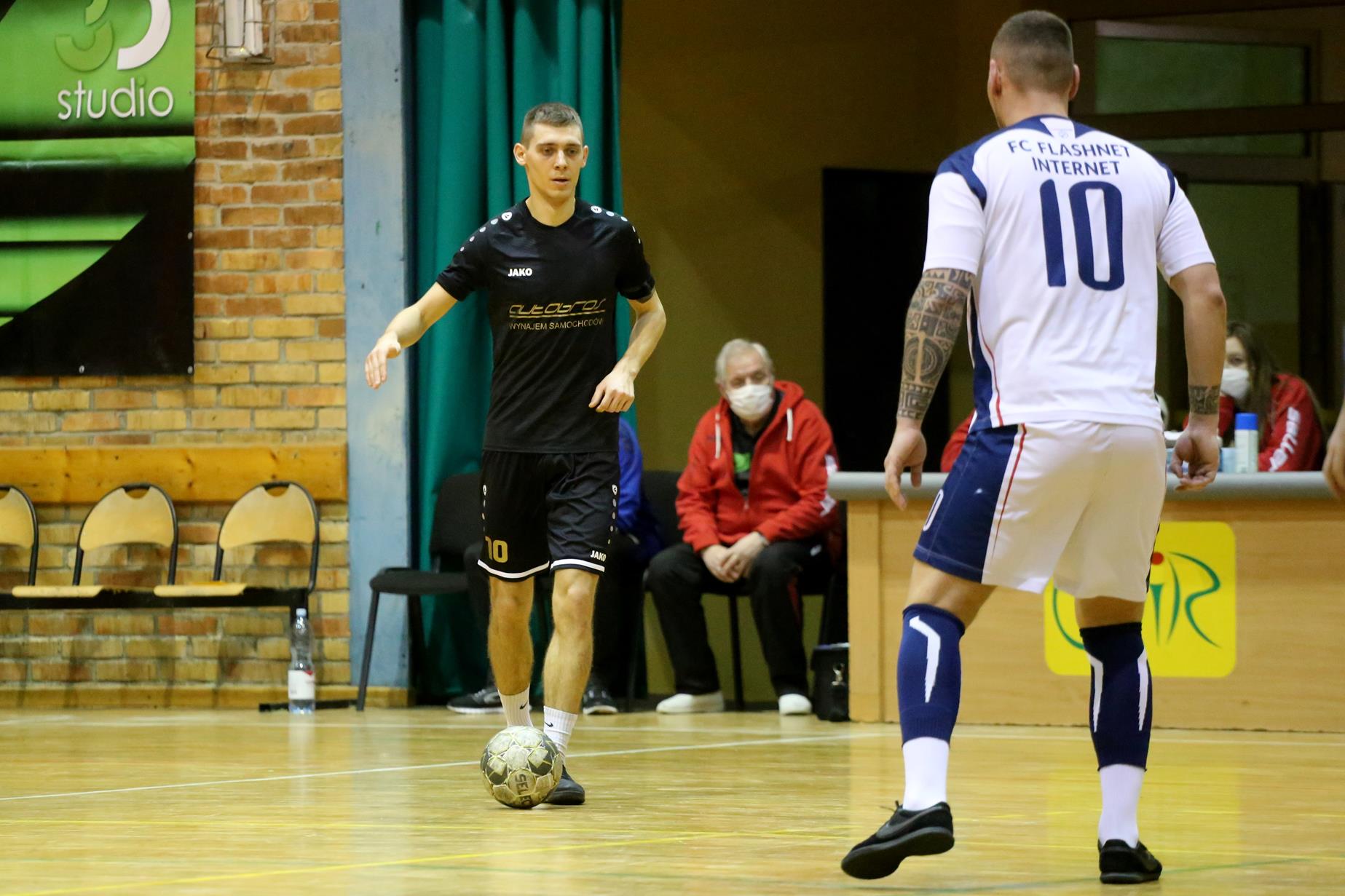 Legnicka Liga Halowa: Łobodziński i spółka pokonali mistrza