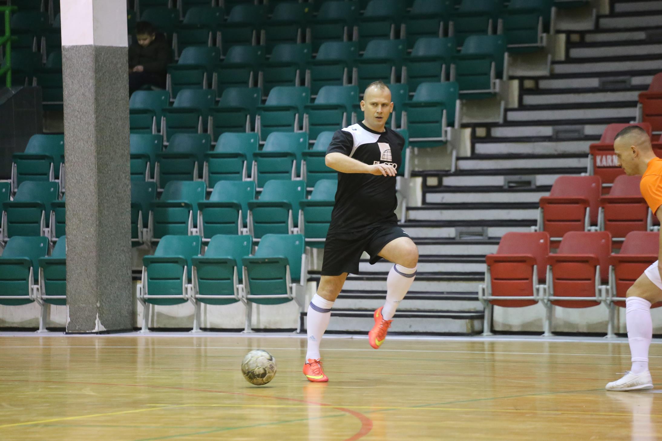 Legnicka Liga Halowa: Łobodziński i spółka pokonali mistrza