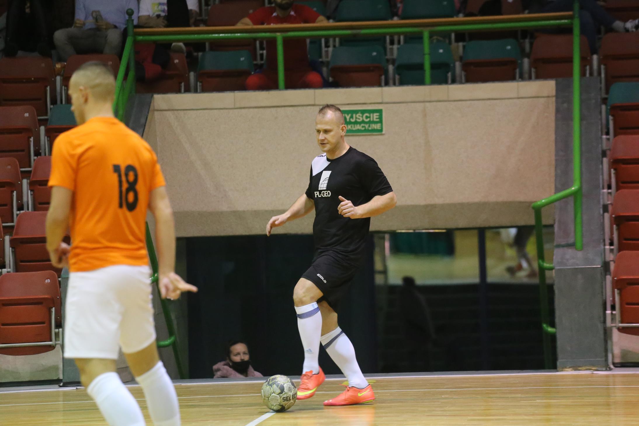 Legnicka Liga Halowa: Łobodziński i spółka pokonali mistrza
