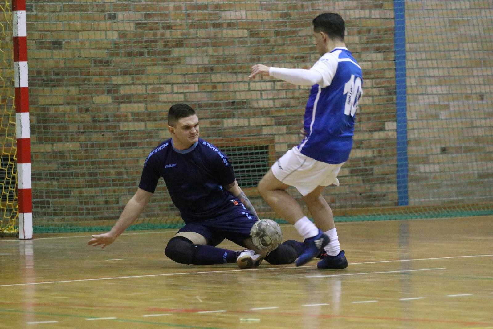 Legnicka Liga Halowa: Łobodziński i spółka pokonali mistrza