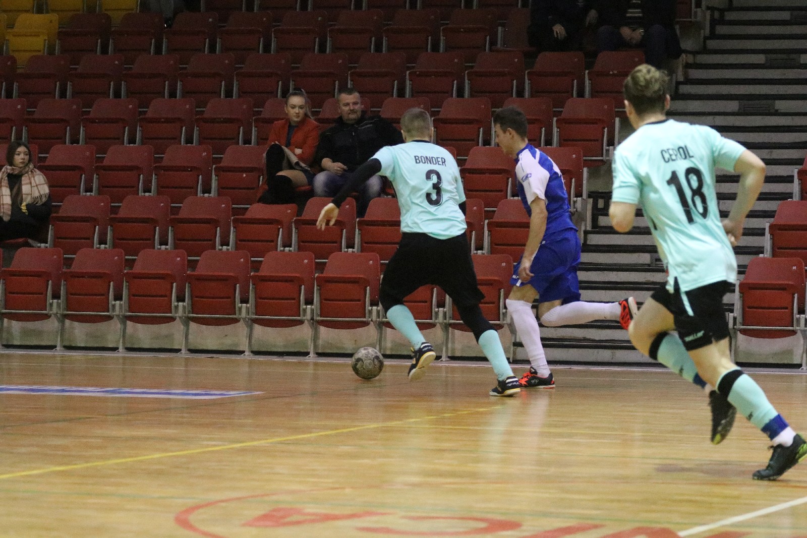 Legnicka Liga Halowa: Łobodziński i spółka pokonali mistrza