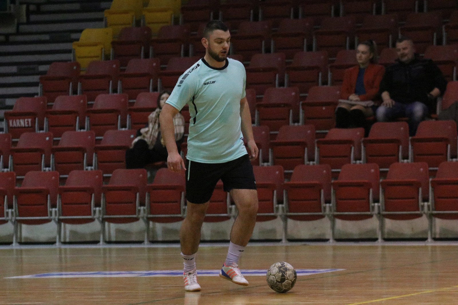 Legnicka Liga Halowa: Łobodziński i spółka pokonali mistrza