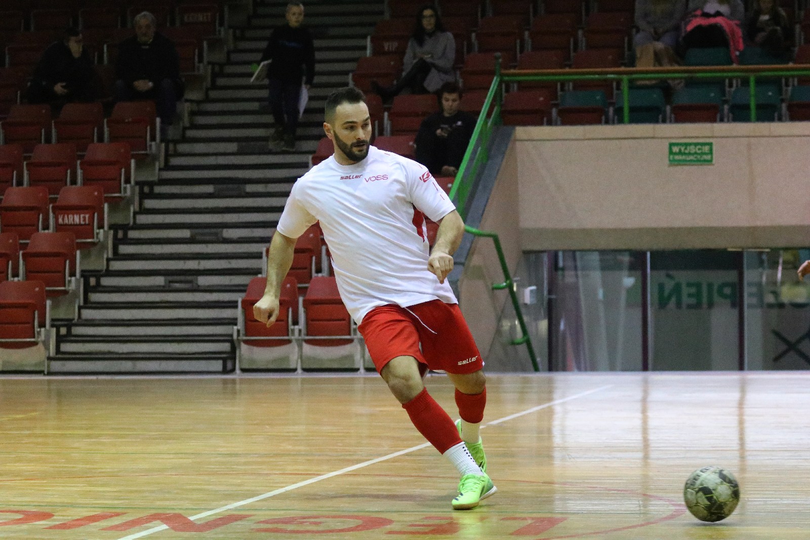 Legnicka Liga Halowa: Łobodziński i spółka pokonali mistrza