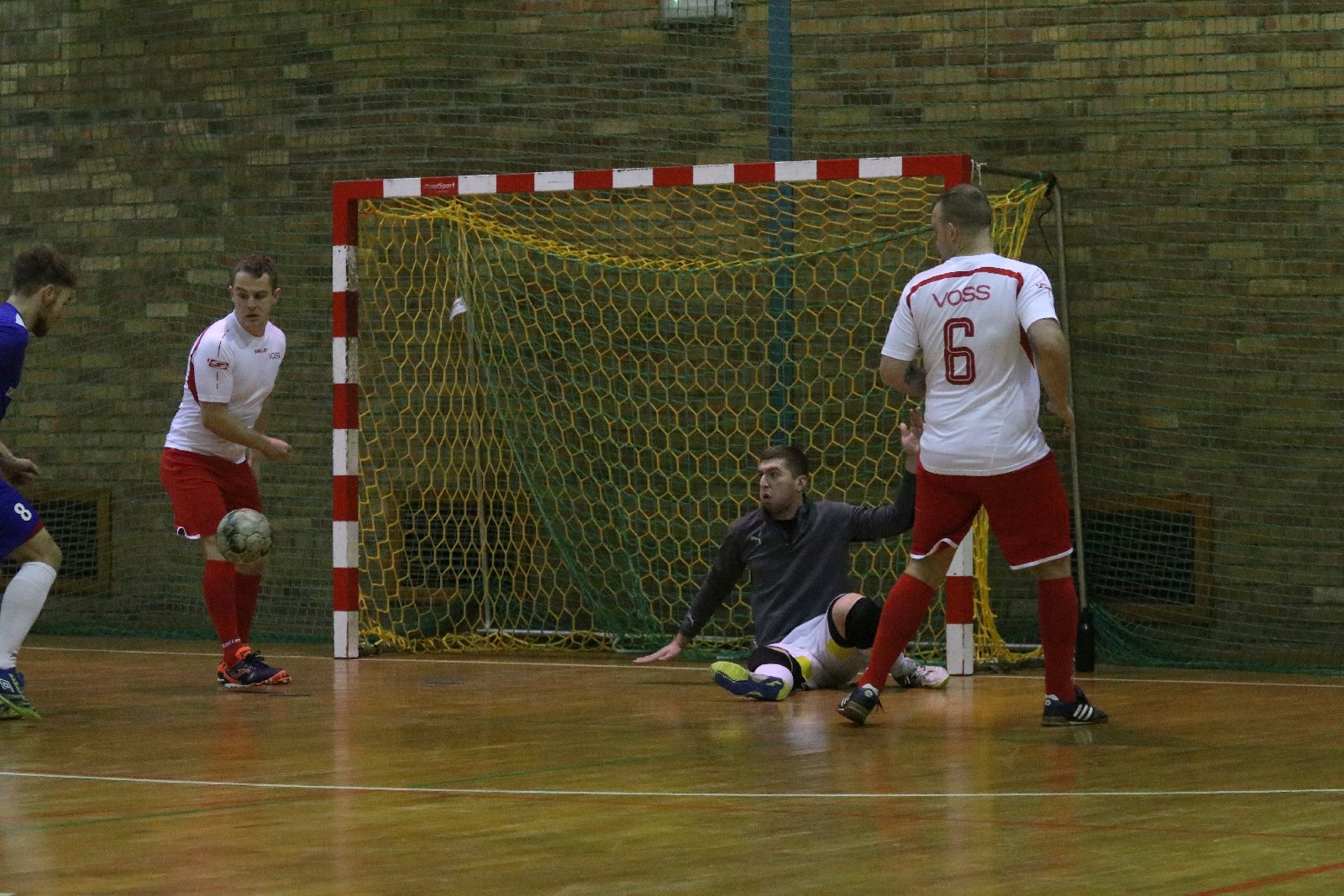Legnicka Liga Halowa: Łobodziński i spółka pokonali mistrza