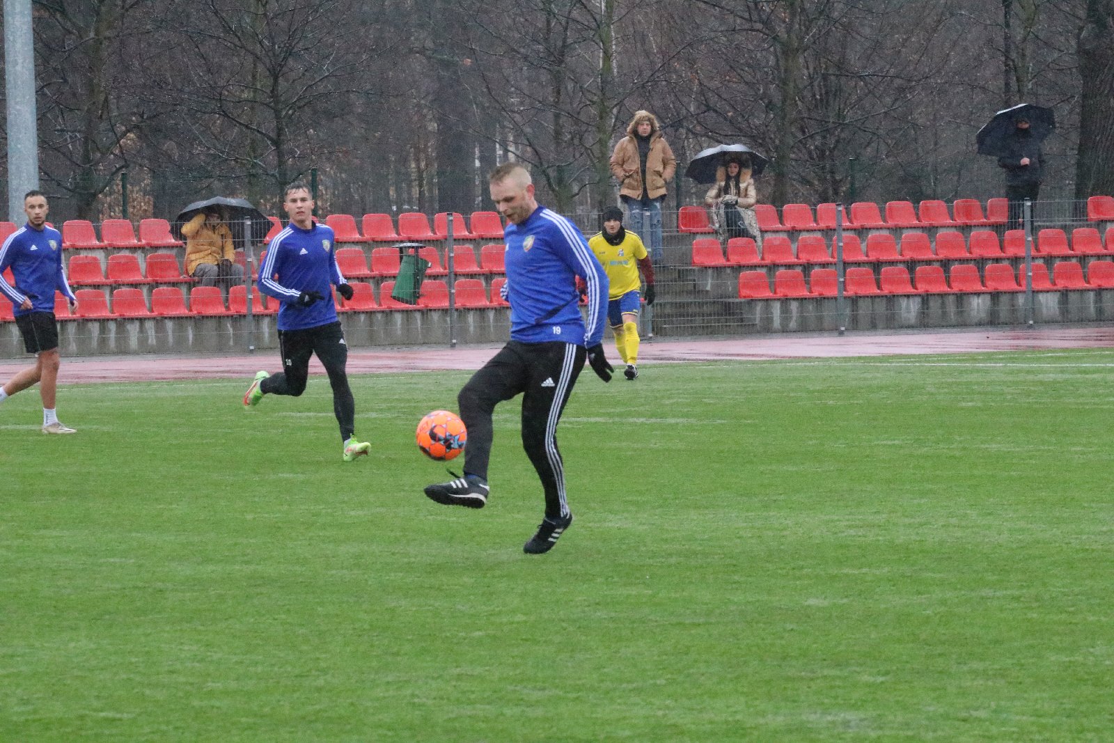 Rezerwy Miedzi Legnica rozbiły lidera 4. ligi wschodniej
