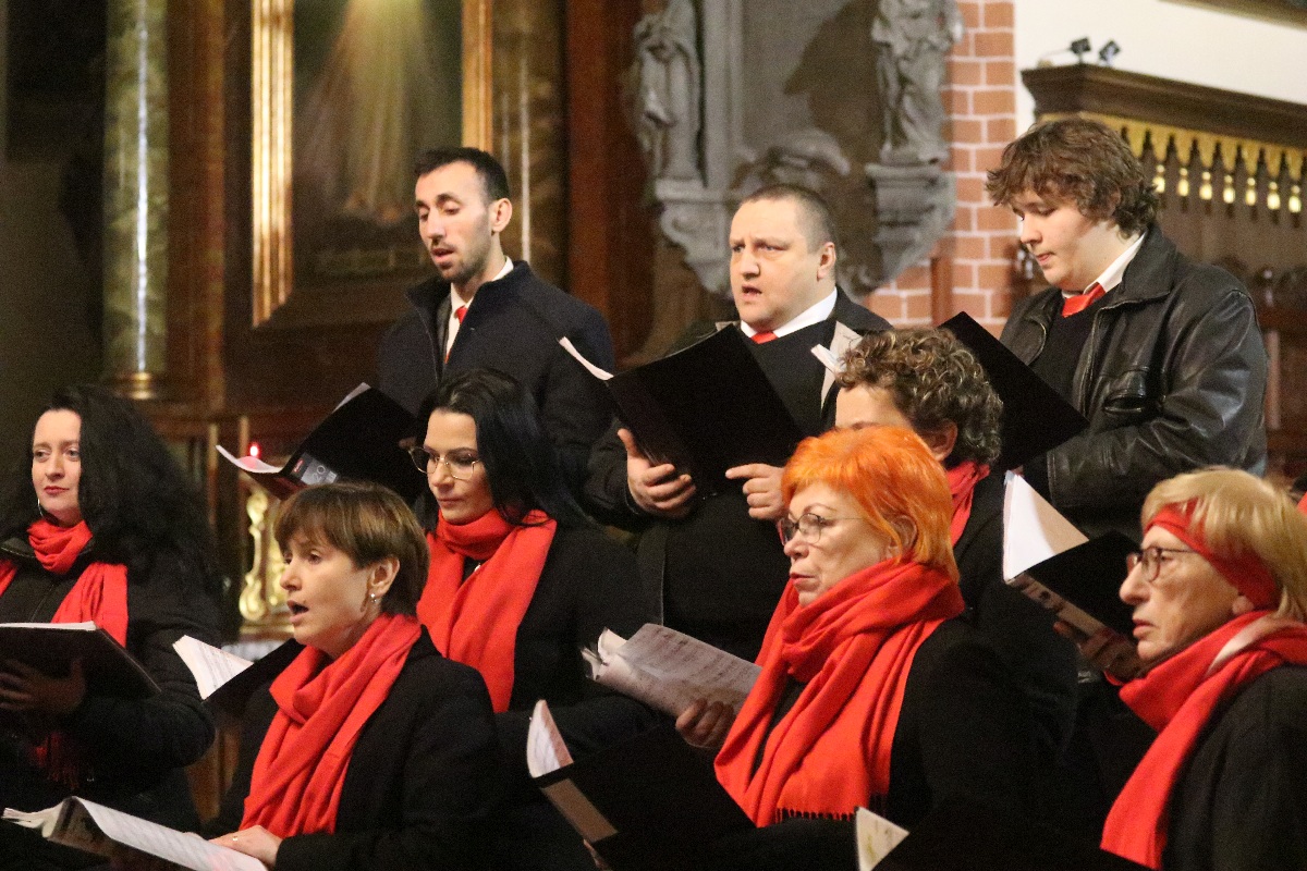 Koncert kolęd w wykonaniu chóru katedralnego