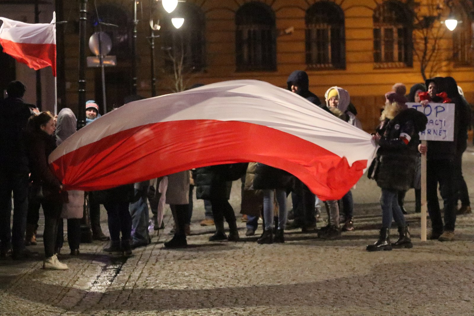 Stop segregacji sanitarnej. Kolejna manifestacja w Legnicy
