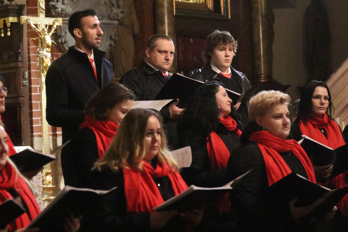 Koncert kolęd w wykonaniu chóru katedralnego