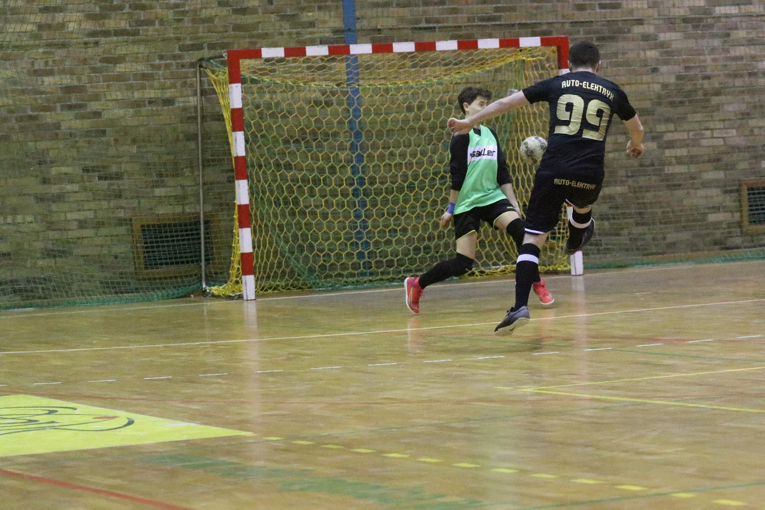 Legnicka Liga Halowa Saller Cup: Fire lepszy od Auto-Elektryka