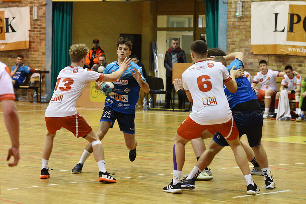 Siódemka Legnica wygrywa z Olimpią i melduje się w 1/4 MPJ
