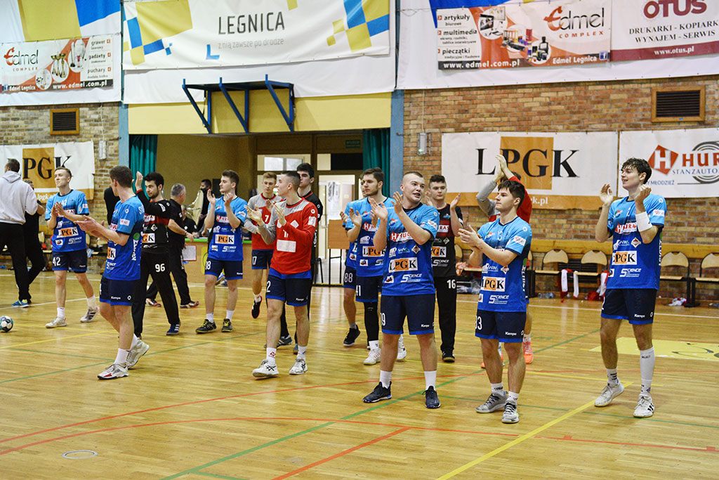 Siódemka Legnica wygrywa z Olimpią i melduje się w 1/4 MPJ