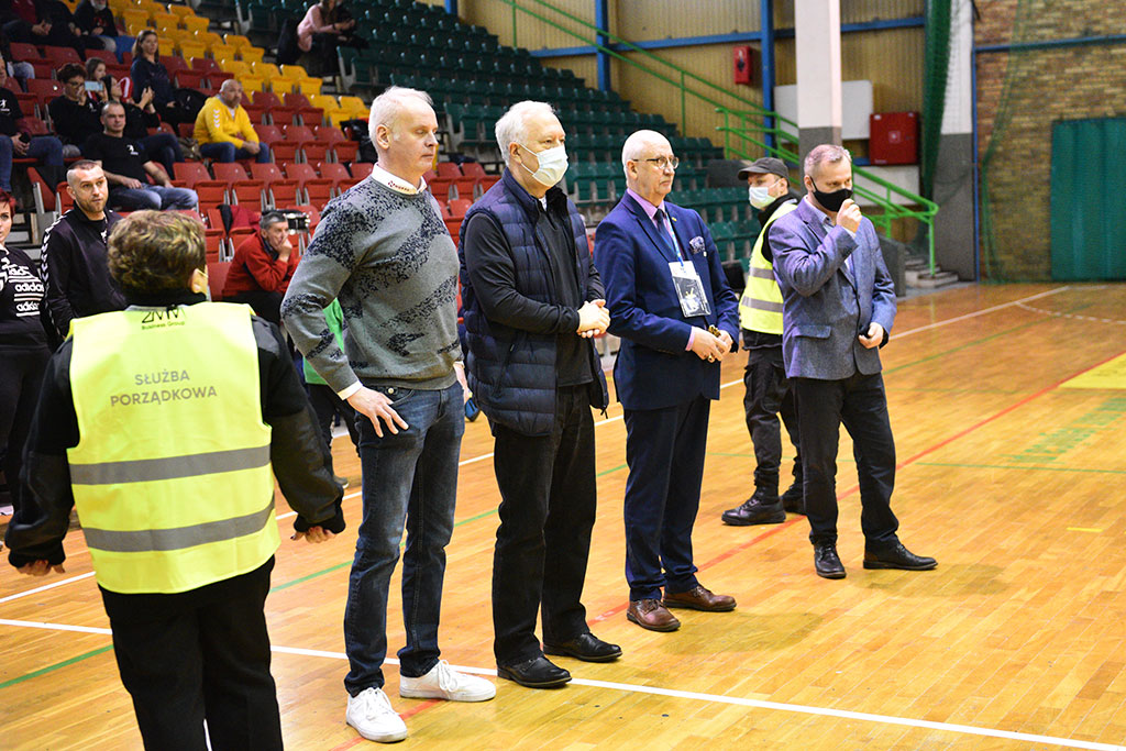 Siódemka Legnica wygrywa z Olimpią i melduje się w 1/4 MPJ