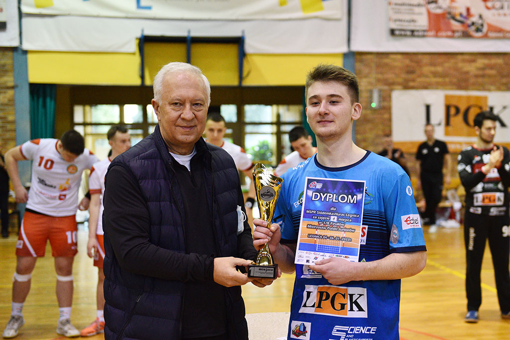 Siódemka Legnica wygrywa z Olimpią i melduje się w 1/4 MPJ